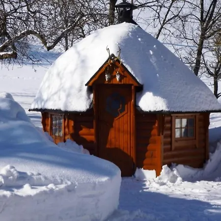 In Nahe Skiliften